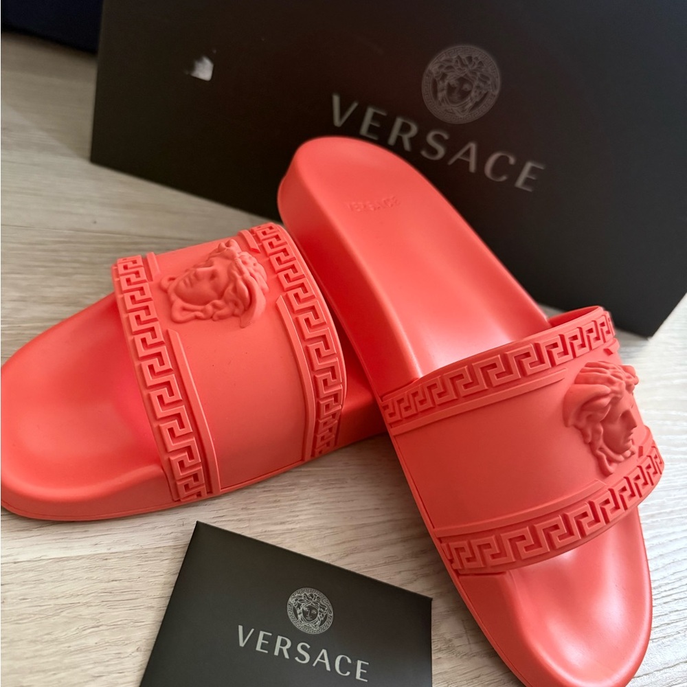 Wmns Authentic Versace Medusa Pool Slide Sz 39.5